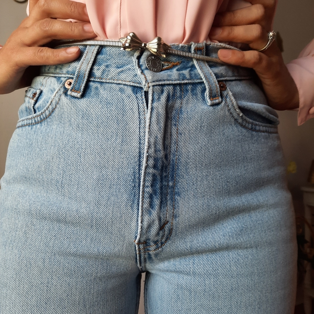 Vintage bow thin stretchy metal belt